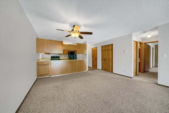 Primary Photo - 925 30th Ave S