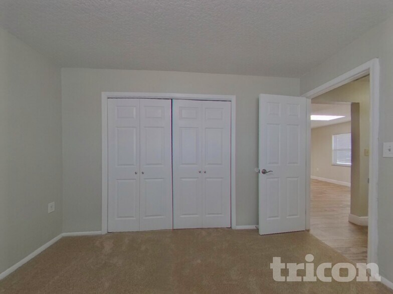 Building Photo - 2247 Blue Tern Dr