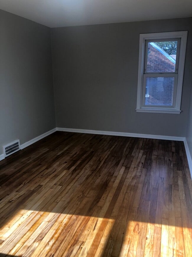 Building Photo - Check out this fully remodeled brick colon...