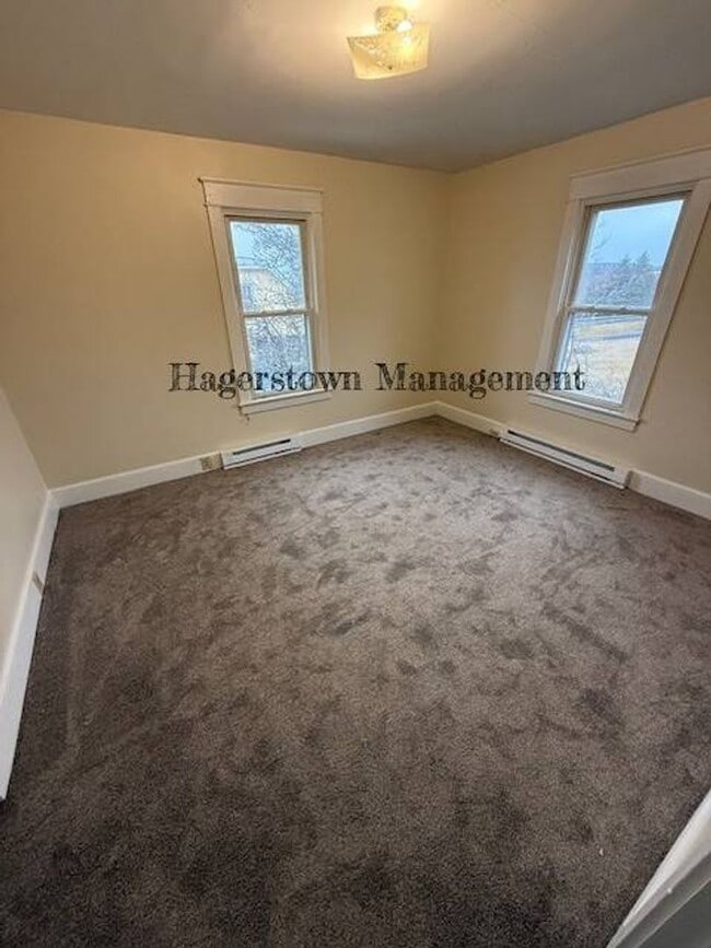 Building Photo - Waldheim