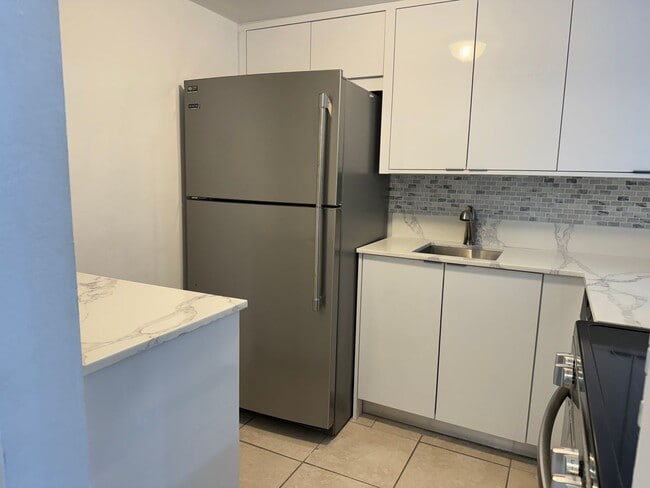 Primary Photo - For Rent - Recently Remodeled 1/1 Condo - ...