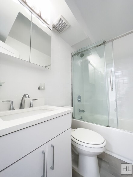 Building Photo - EAST 56 STREET