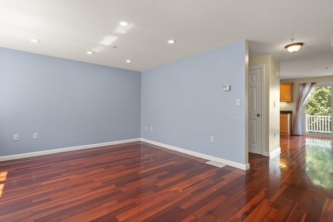Building Photo - 3 Sandpiper Way
