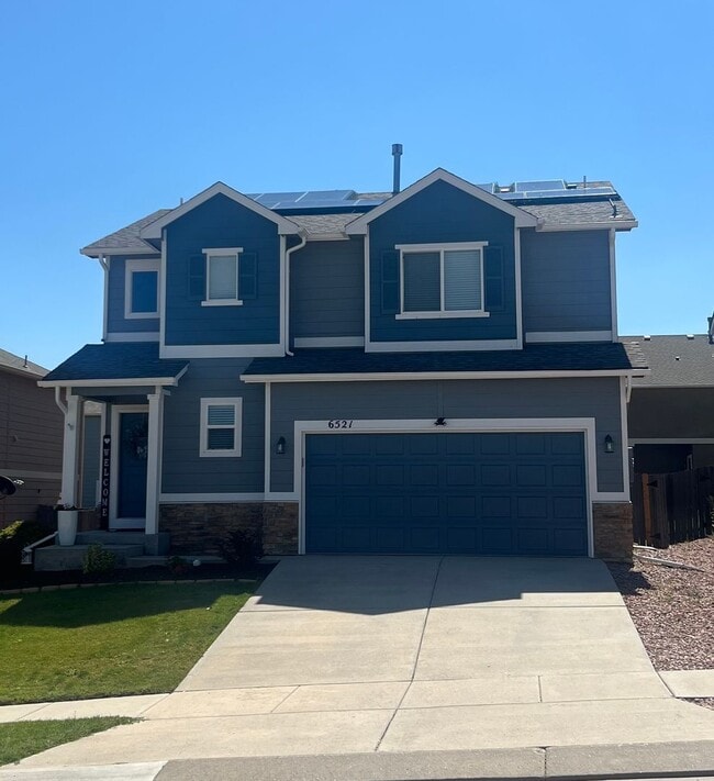 Building Photo - Beautiful 2 Story w/Finished Basement in D...