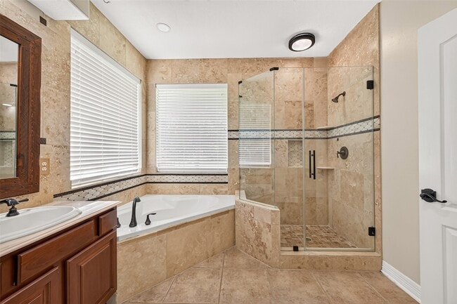 Building Photo - 32515 Westminster Dr