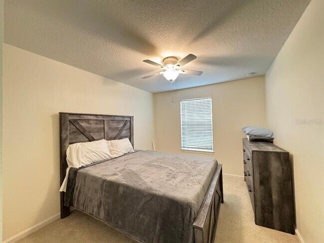 Building Photo - 12377 Streambed Dr