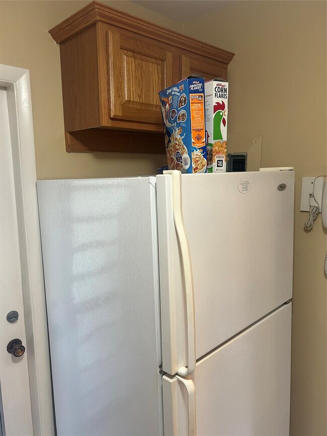 Building Photo - 4321 NW 16th St