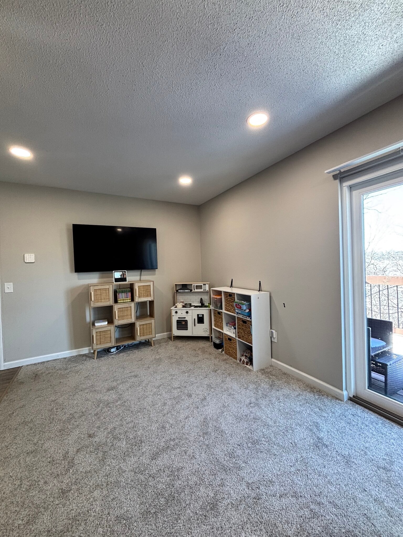 Building Photo - 5581 Baronridge Dr