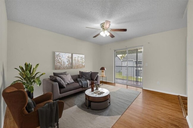 Building Photo - 4124 Pershing Pointe Pl
