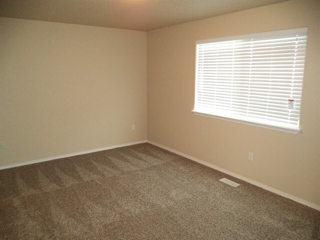 Building Photo - 16866 Bayou Way