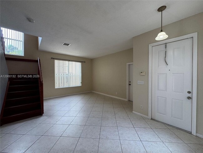 Building Photo - 1893 SW 149th Ave