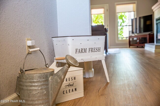 Building Photo - 7075 E Horizon Way