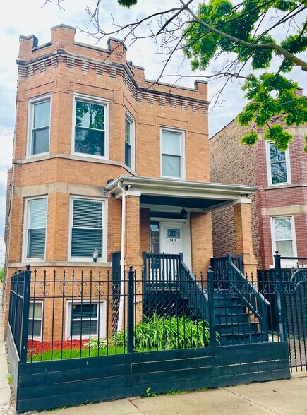 Building Photo - 2416 N Springfield Ave