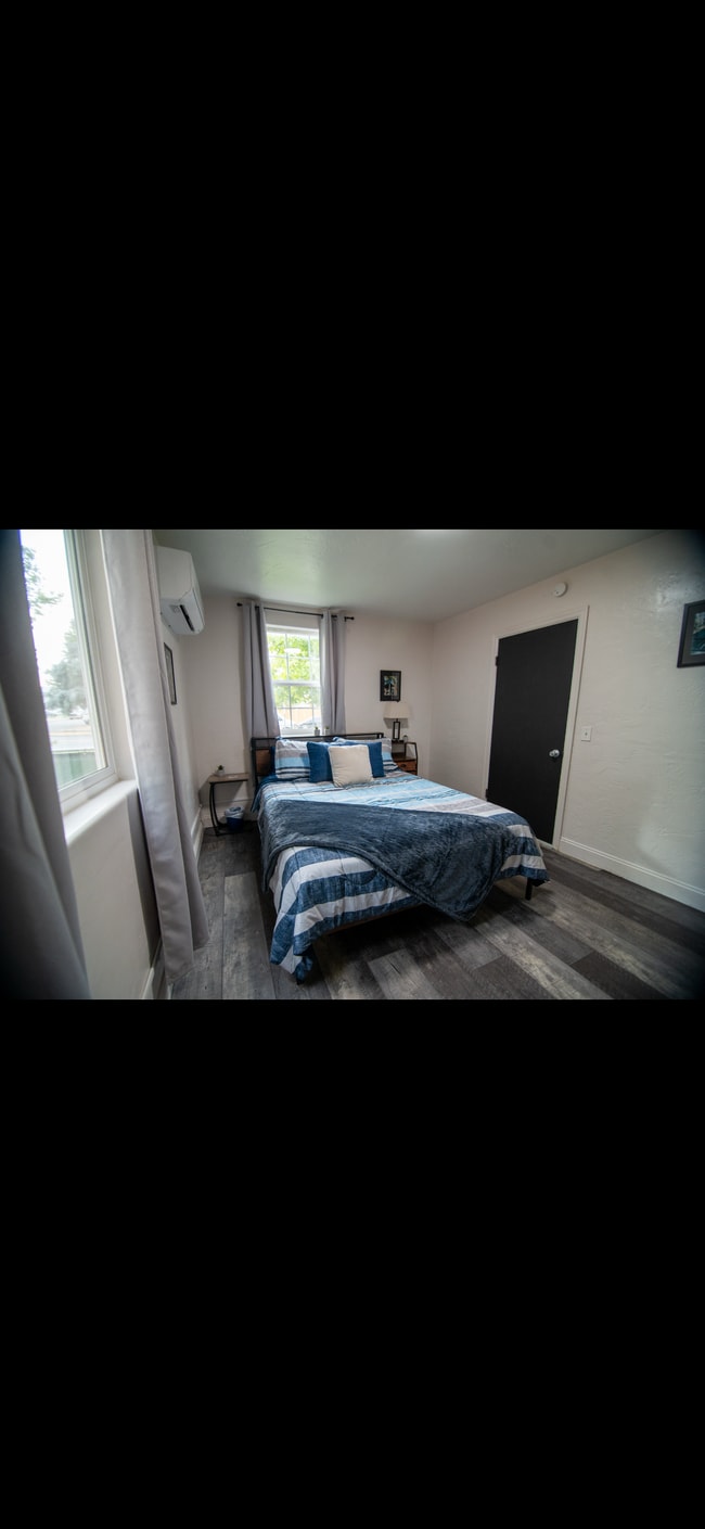 Building Photo - 205 S Washington St