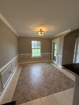 Building Photo - Amazing 4BR House with 3 Car Garage