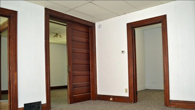 Building Photo - Spring Into A New Home!!!