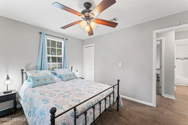 Building Photo - 1905 Niblick Dr