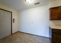 Building Photo - 926 Bluemont