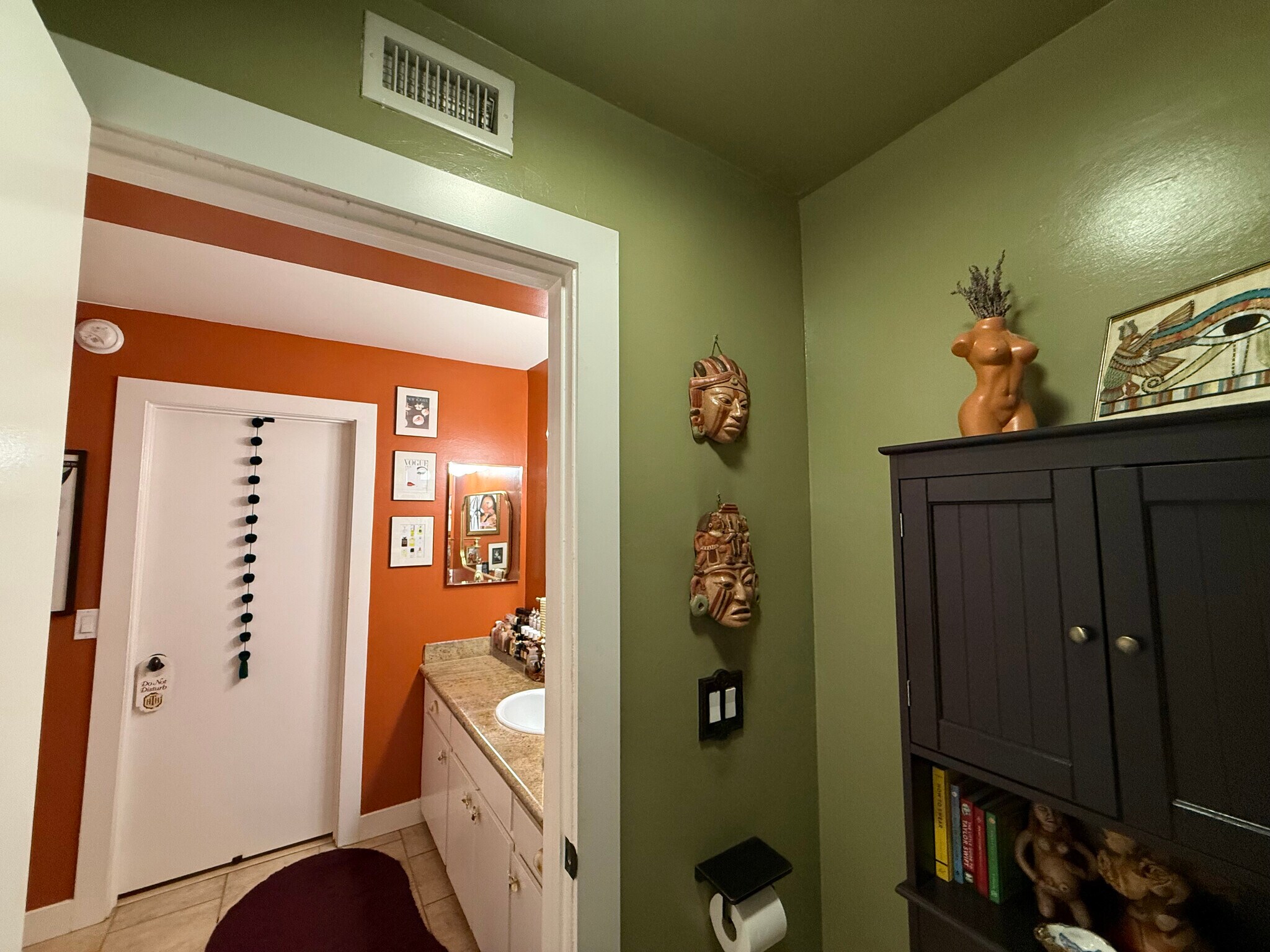 Building Photo - 4524 Tujunga Ave