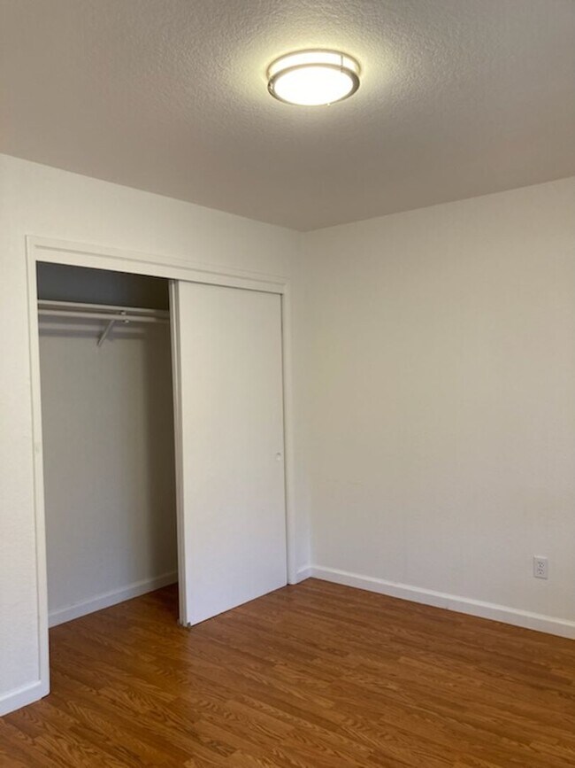 Building Photo - **Welcome Home**