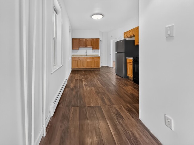 Building Photo - 352 Avenue C