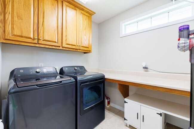 Building Photo - 4614 Briarberry Dr