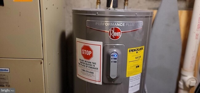 Building Photo - 4328 Dunwood Terrace