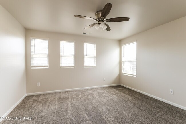 Building Photo - 12045 Wooden Trace Dr