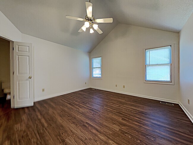 Building Photo - 3705 Stoneridge Drive