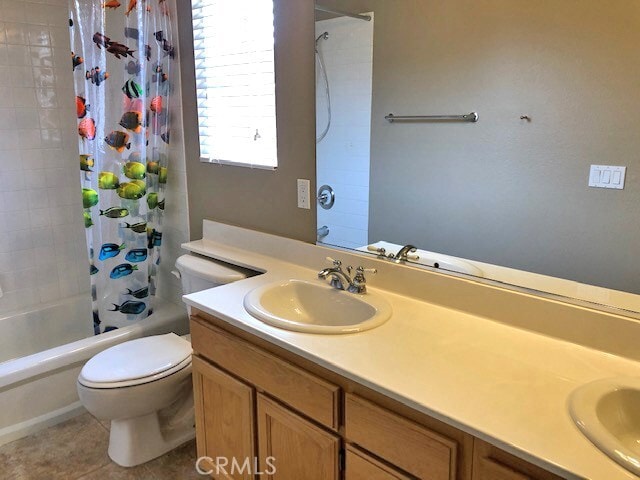 Building Photo - 444 Middlebury Ct