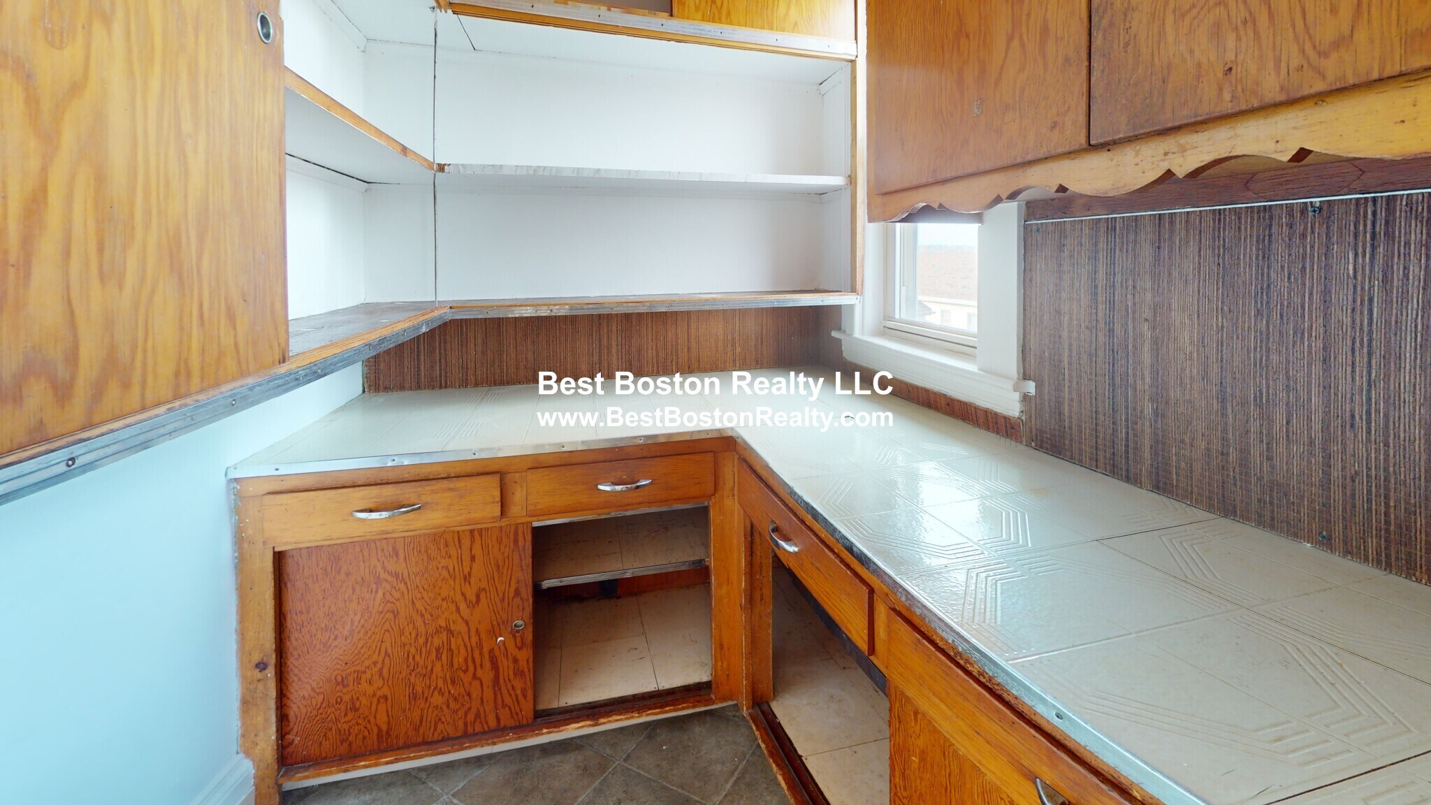 Building Photo - 24 Mayberry Ave