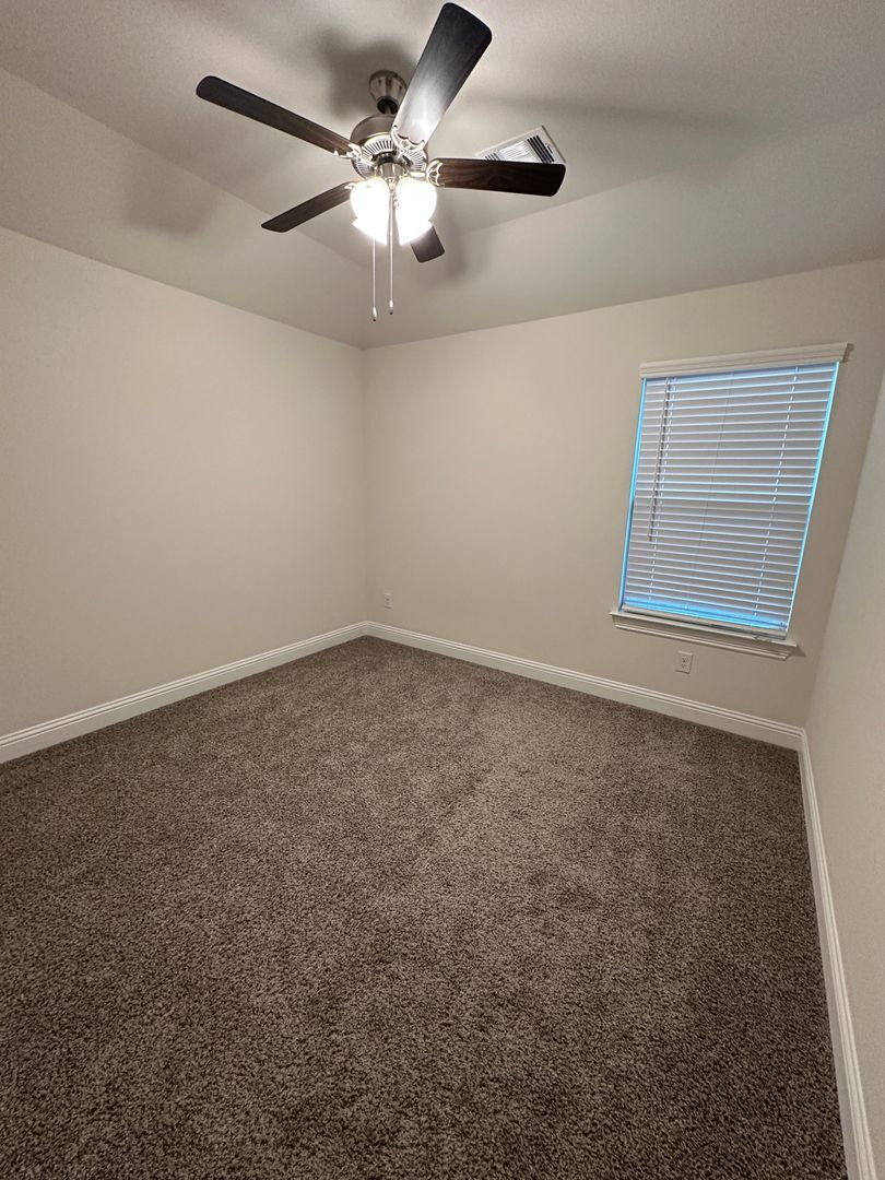 Building Photo - 1657 Blakely Pl