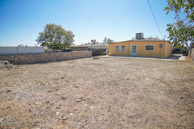 Building Photo - 3817 Thomason Ave