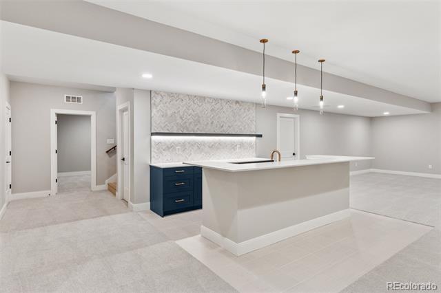 Building Photo - 1425 Burt Ave