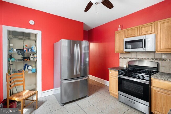 Building Photo - 123 S 63rd St