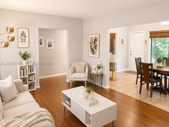 Building Photo - 535 NE 129th St