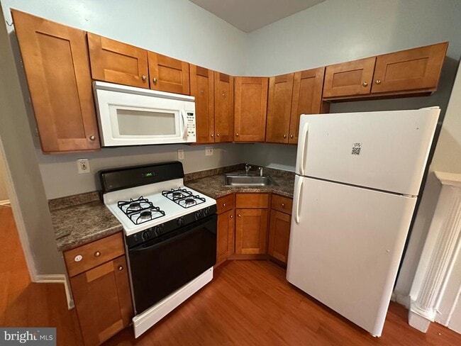 Building Photo - 1230 N 55th St