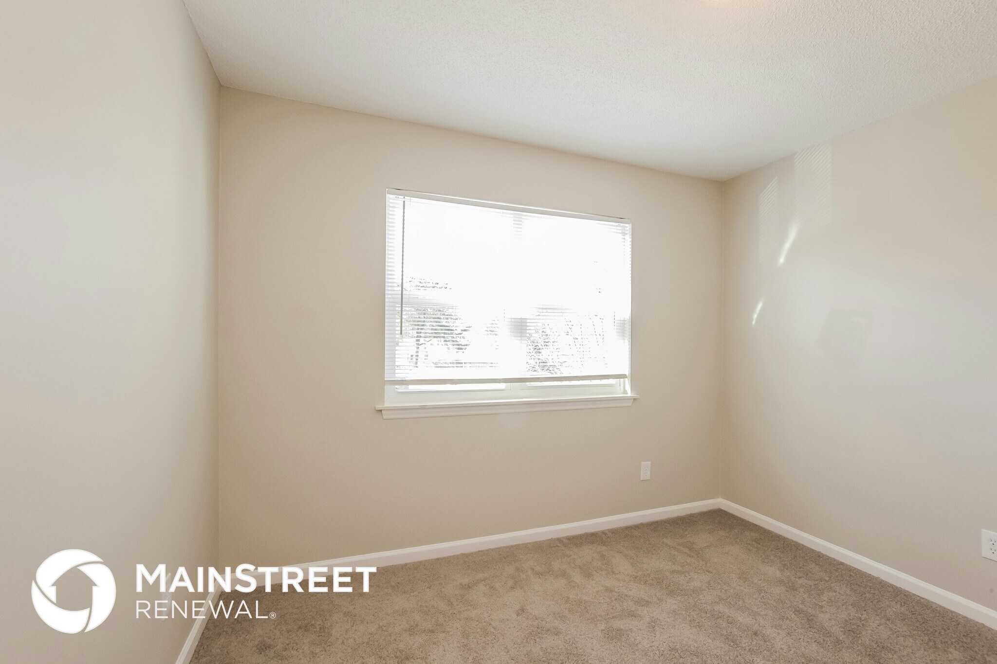 Building Photo - 9132 Chesham Dr