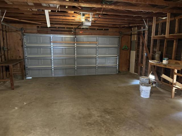 Building Photo - 450 Lynwood Ln