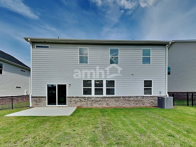 Building Photo - 838 Carnaby Ln