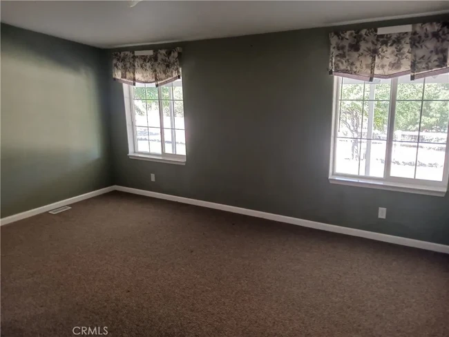 Master bedroom - 6210 Burgandy Ln