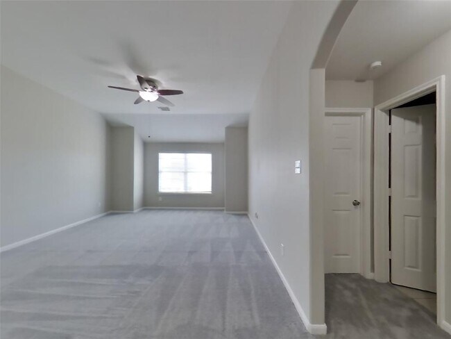 Building Photo - 6715 Starcroft Ct