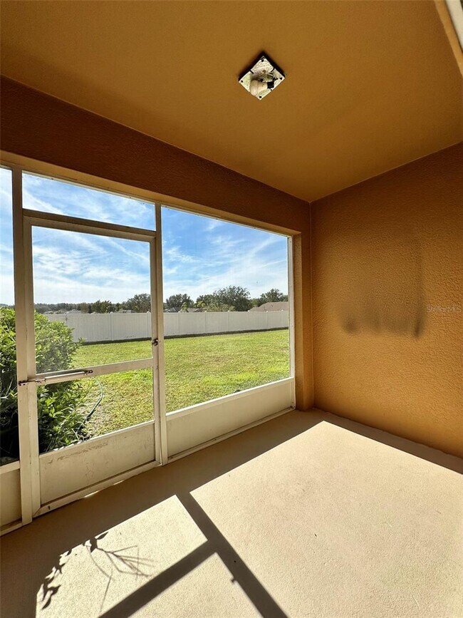 Building Photo - 918 Chelsea Dr