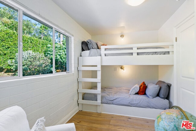 Building Photo - 26887 Sea Vista Dr