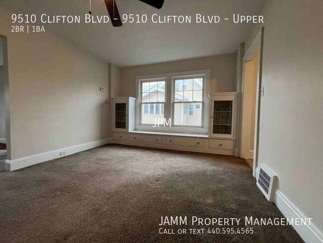 Building Photo - Updated 2 Bedroom Unit in Cleveland!