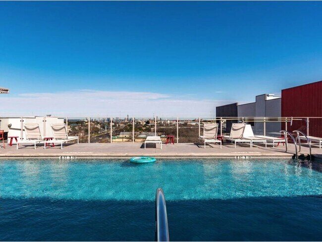 Building Photo - Modern 1 Bedroom, 1 Bath Condo at Public Lofts