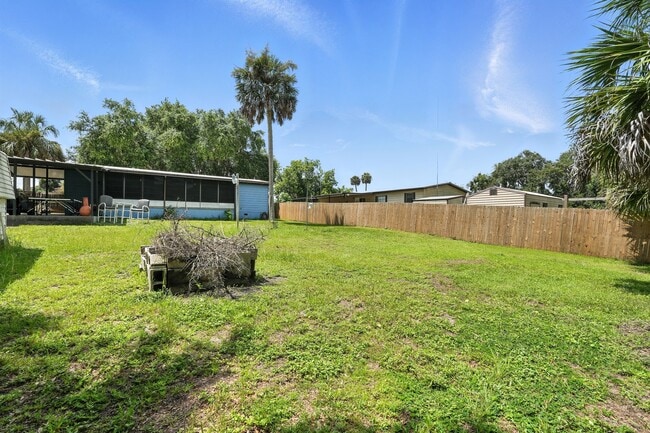 Building Photo - 163 Buchanan Cir