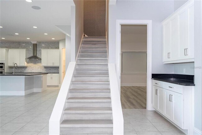Building Photo - 13370 Alderley Dr