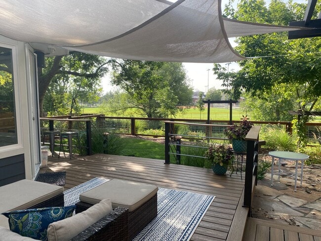 Building Photo - 1817 Tyler Ave