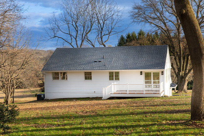 Building Photo - 301 Old Kennett Rd